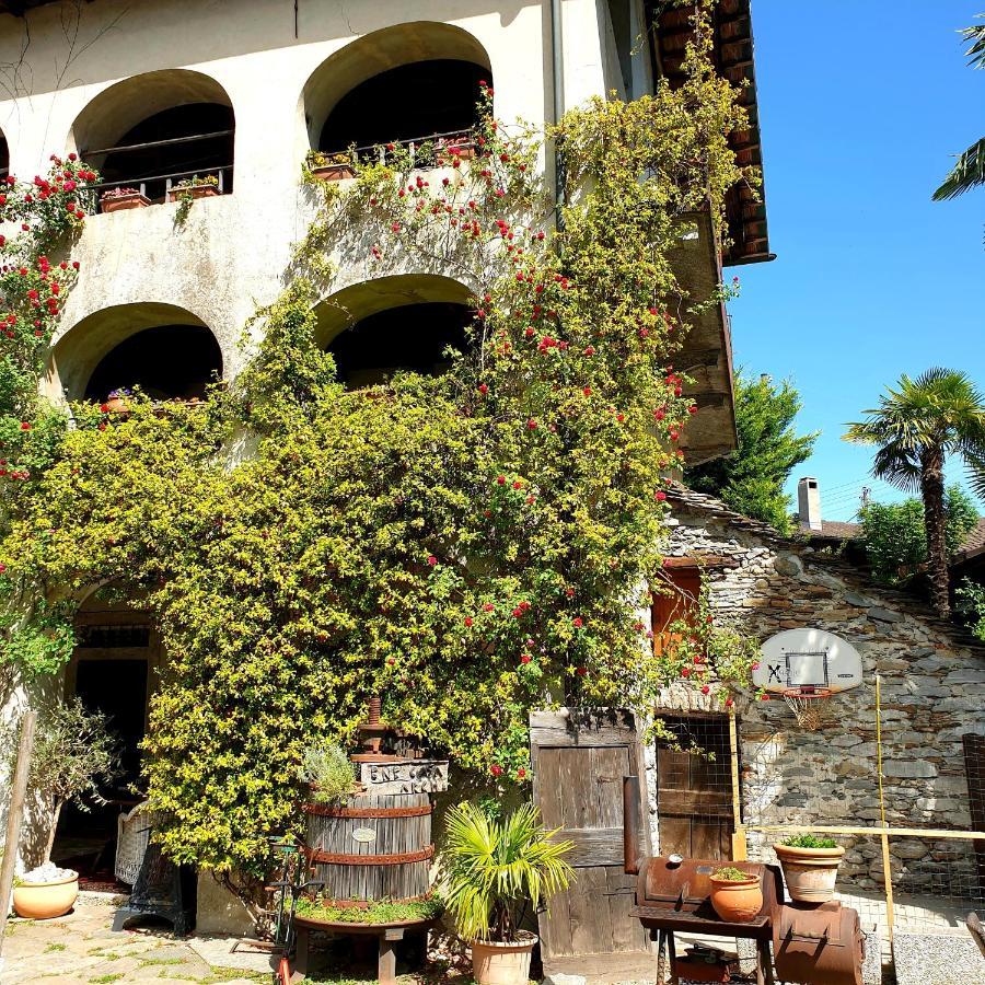 Affittacamere Casa Archi Losone Exteriér fotografie