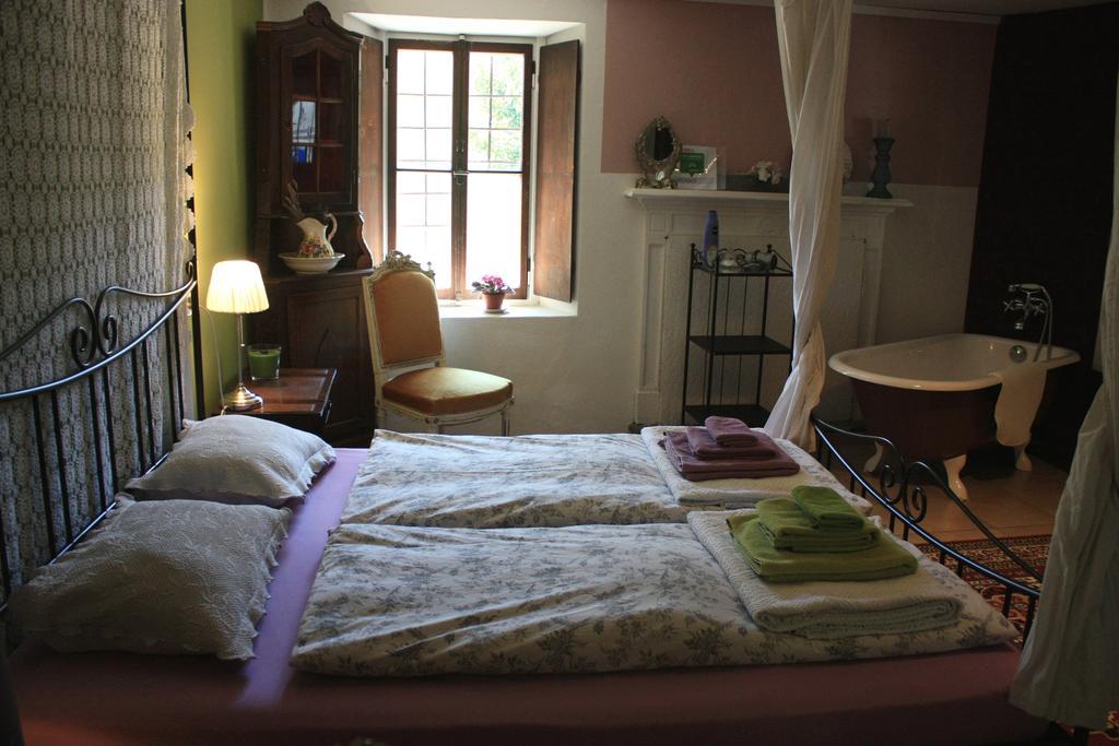 Affittacamere Casa Archi Losone Exteriér fotografie