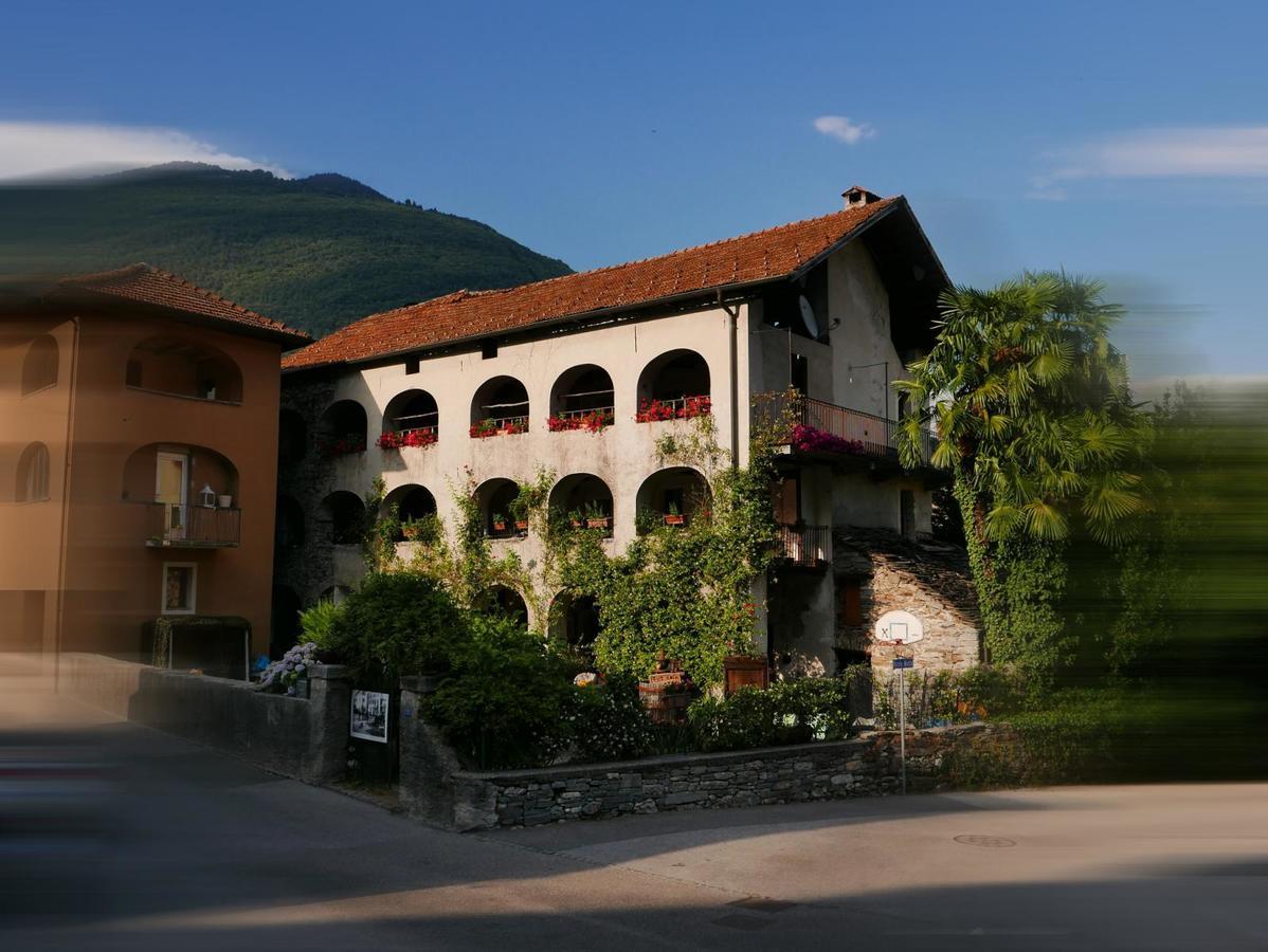 Affittacamere Casa Archi Losone Exteriér fotografie